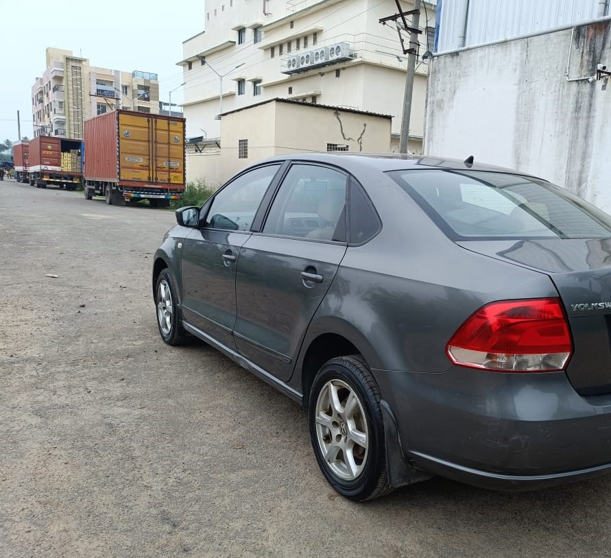 Volkswagen Vento(2015-2019) Highline Petrol